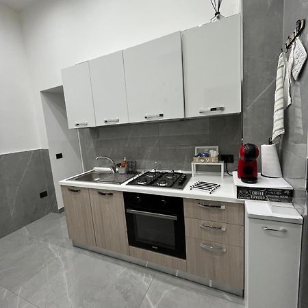 Dg Lovely Home Neapol Zewnętrze zdjęcie